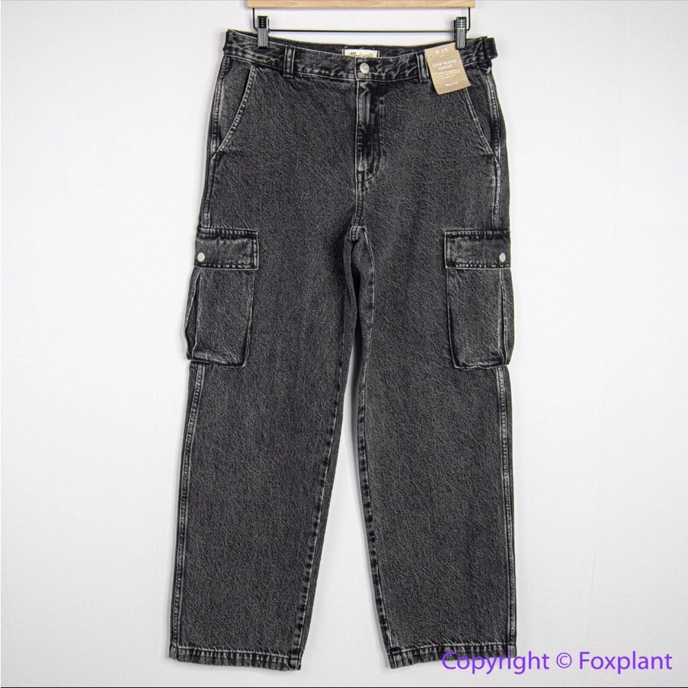 Madewell Women's Black Low Slung Cargo Jeans 27